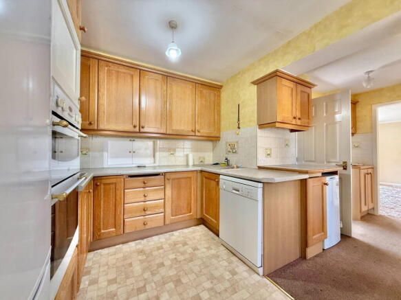 3 bed Detached for sale Image 4