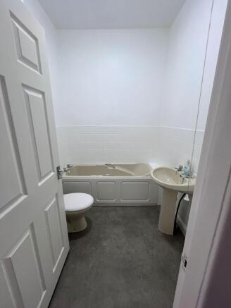 2 bed Terraced for sale Image 8