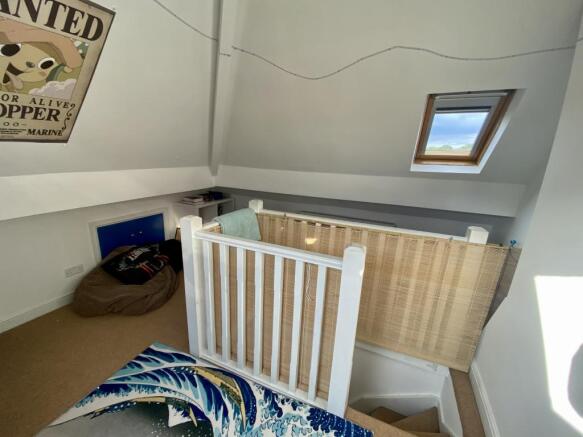 loft bedroom 4