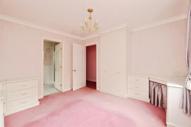 3 bed Detached Bungalow for sale Image 10
