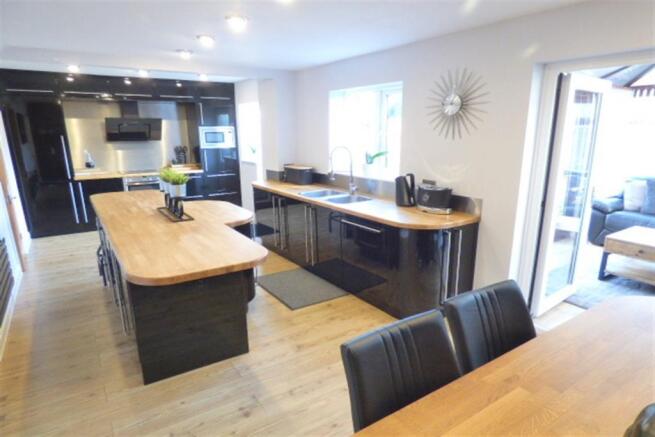 Dining+kitchen+