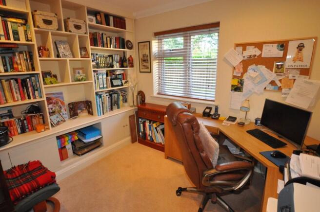 Photo 6