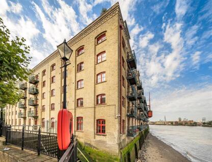 Rotherhithe Street, Rotherhithe, SE16