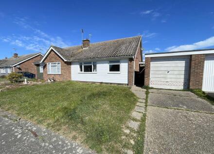 Cedar Avenue, Brightlingsea, CO7