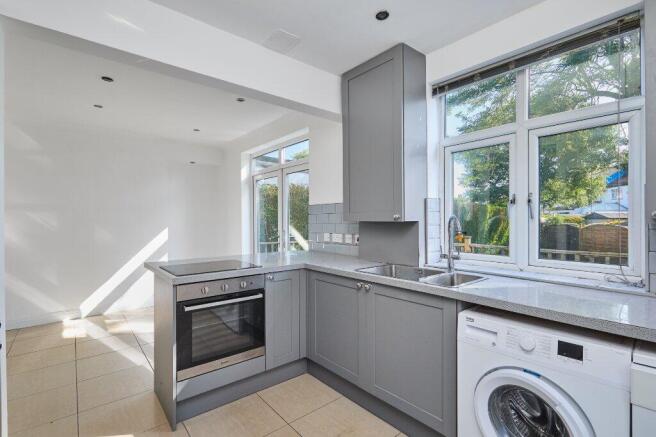 3 bed House for sale Image 8