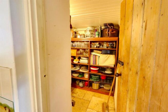 Pantry.jpg