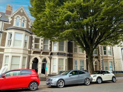 Connaught Road, Roath