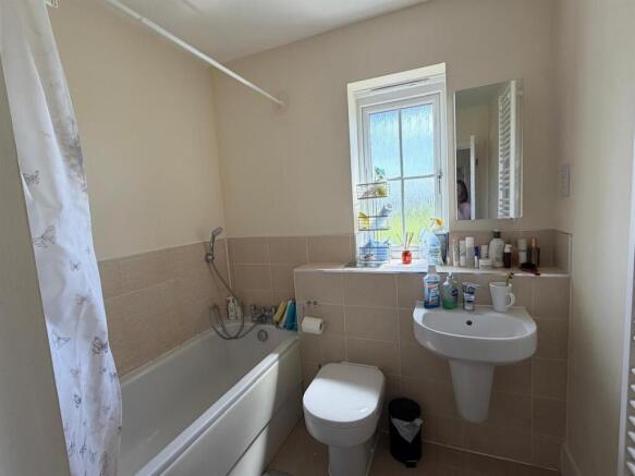 Bathroom.jpg