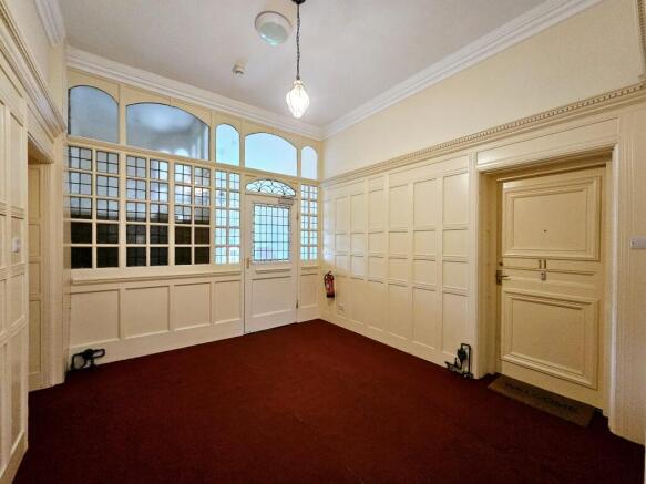 1 bed Flat for sale Image 11
