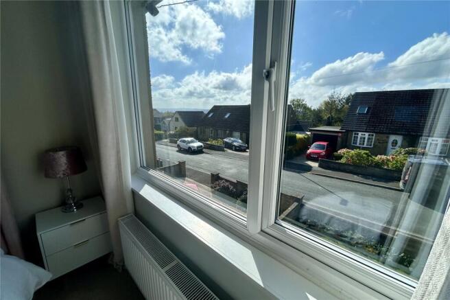 4 bed Semi-Detached for sale Image 11