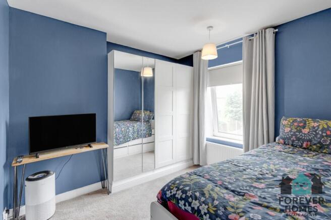 3 bed Semi-Detached for sale Image 12