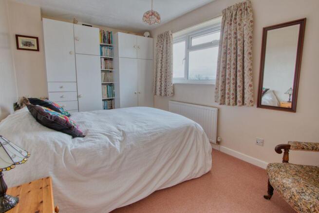 Bedroom 2 (Double)