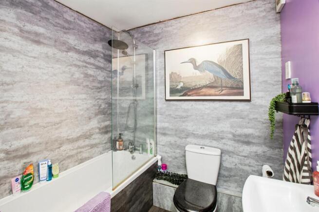 3 bed Terraced for sale Image 5