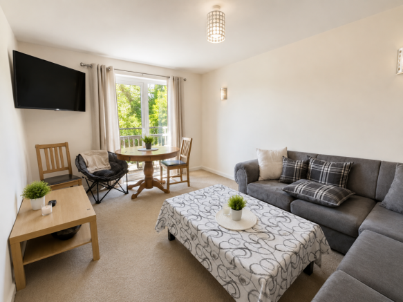 Lenton Lounge