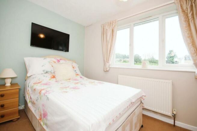 BEDROOM 1.jpg