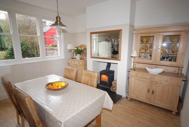KITCHEN/DINER