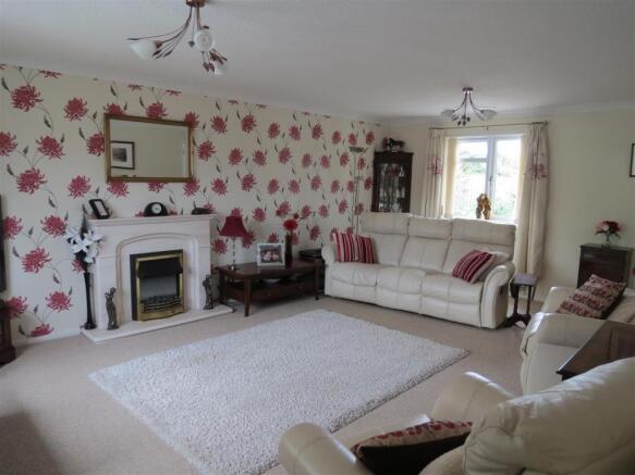 Lounge: