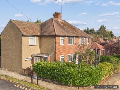 Eastern Avenue, Pinner