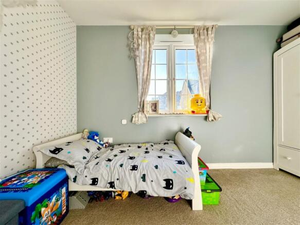 Photo 12