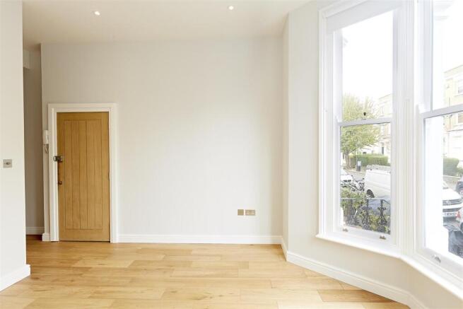 Lettings Brook Green Applegarth Road 14 GFF - Rece