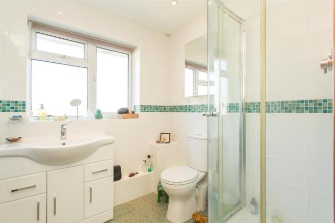 12 Nevill Road31.jpg