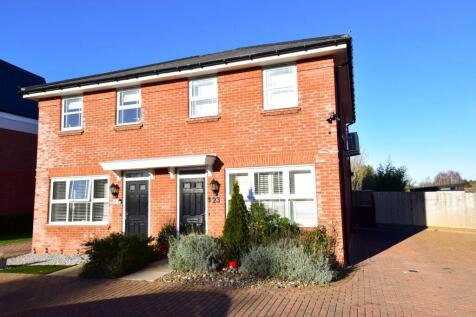 Heath Way, Shenley, WD7