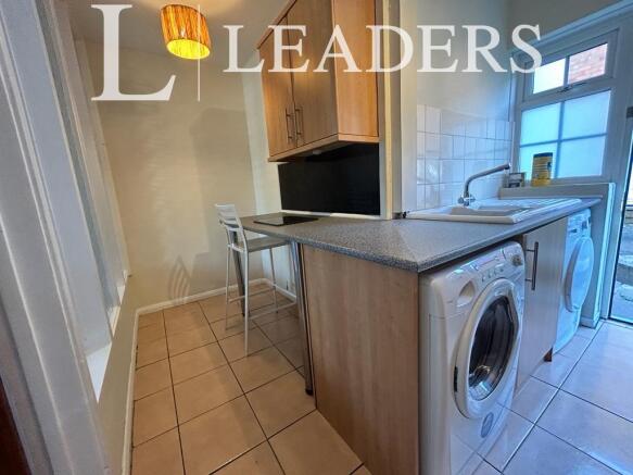Kitchen (1)