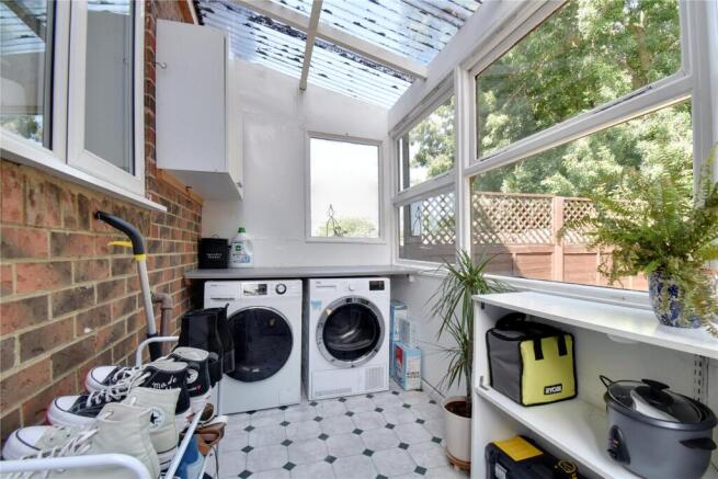 2 bed Semi-Detached for sale Image 7