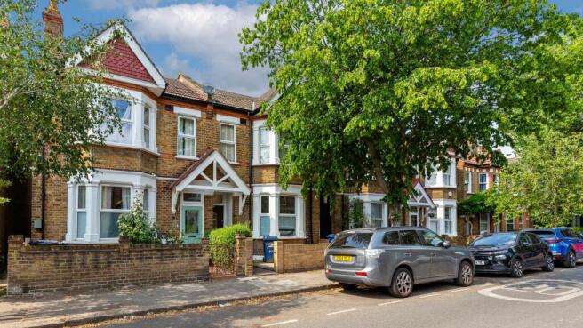 Flat 7A Elthorne Park Road, Hanwell, London, W7 2JB
