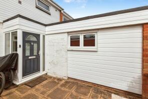 14, Martin Close, Windsor SL4 5SP