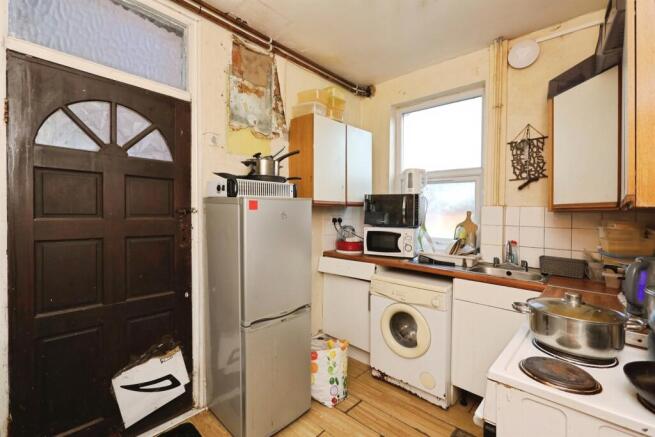 2 bed Terraced for sale Image 4