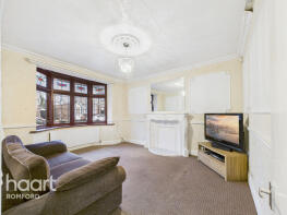 179, Hainault Road, Romford RM5 3AR