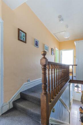 Dogfield Street 103-4.jpg