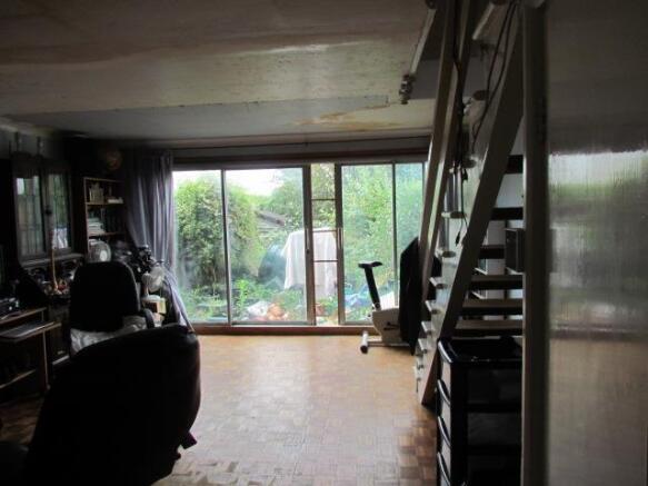 Lounge: