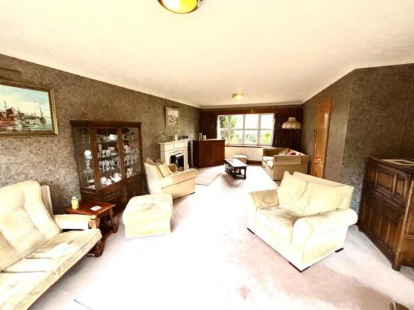 Lounge 2
