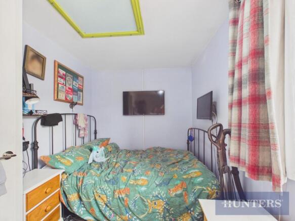2 bed Semi-Detached for sale Image 8