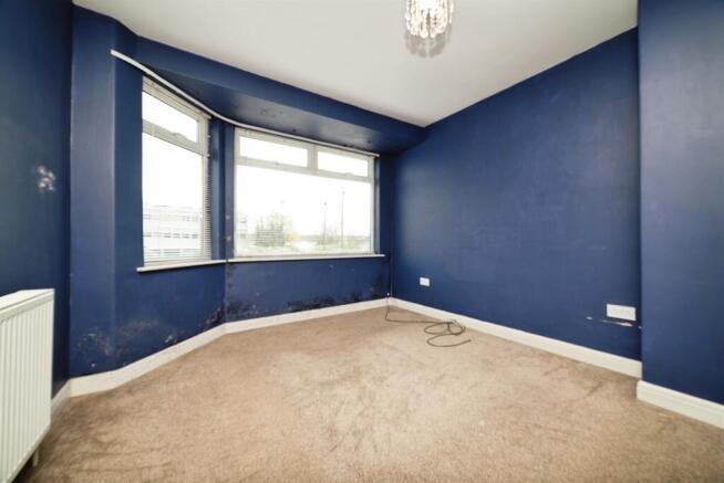 3 bed Semi-Detached for sale Image 9