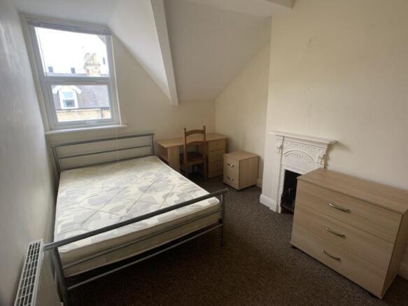 1 bed Terraced to rent Image 7