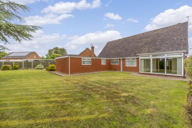 2 Levers Close (Fishtoft)-12