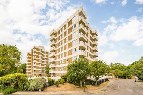 Warwick Drive, Putney