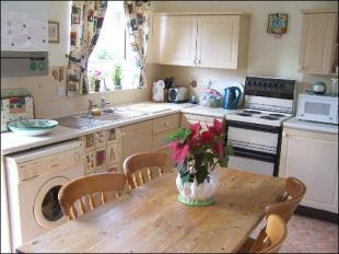 Kitchen/dining