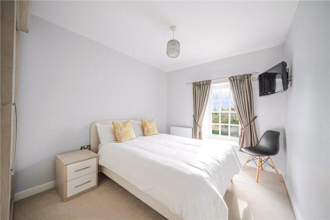 3 bed Terraced for sale Image 9