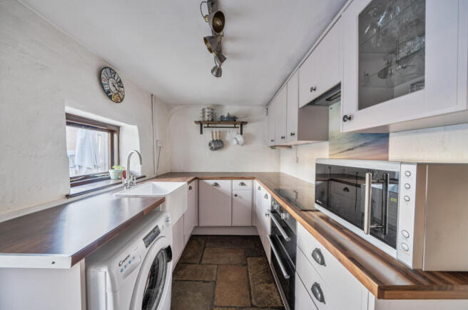 1407367-31-69838a...