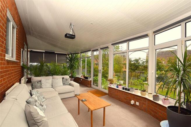 4 bed Detached for sale Image 12