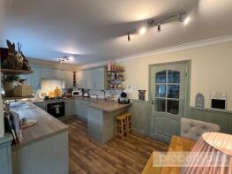70, Francis Street, Thomastown, Porth CF39 8DR
