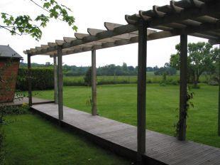 PERGOLA TO SUMMERHSE