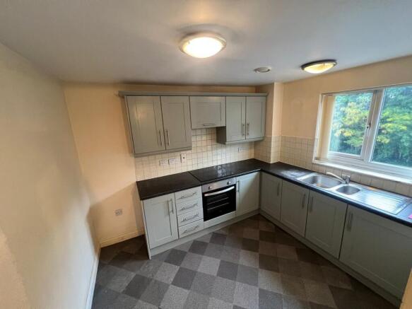 18 New Road, Radcliffe, M26 photo 4