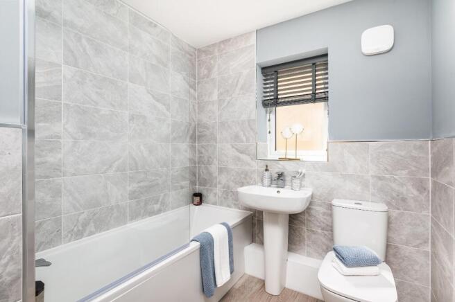4 bed Semi-Detached for sale Image 7