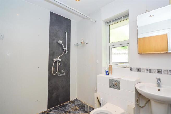 3 bed Detached Bungalow for sale Image 12