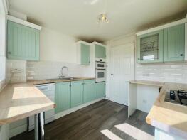 48a, Minsmere Road, Bristol BS31 1PT